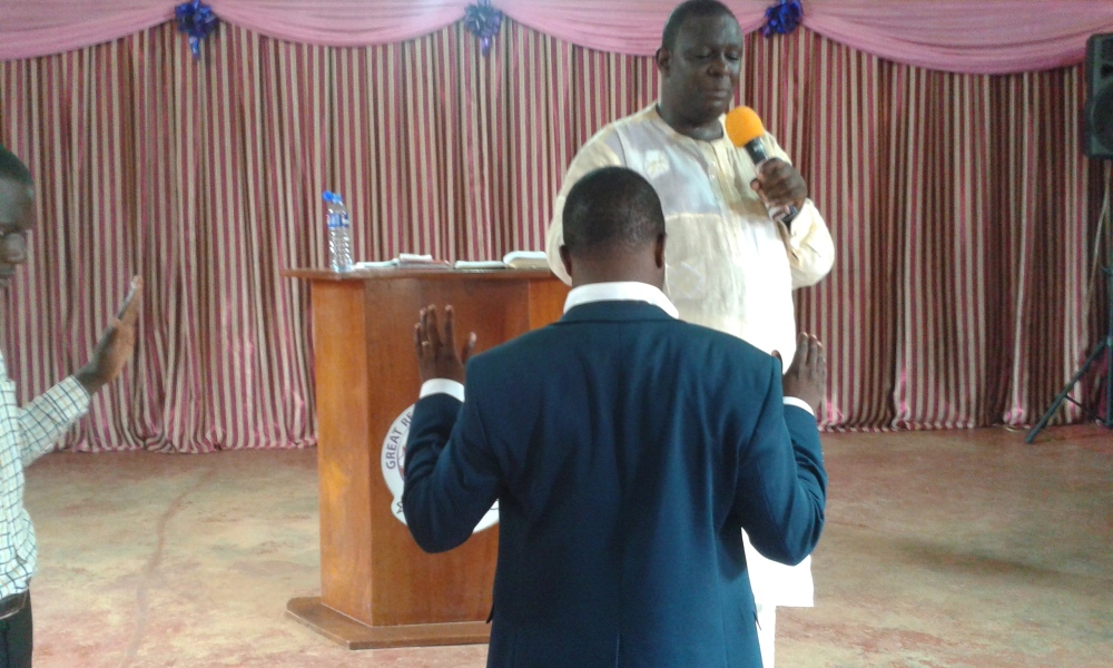 Prophet Felix Omondi, Hon Kivumbi Earnest Benjamin Ministering at Ps Rebecca Majwega34